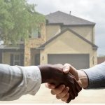 Dois-je renégocier mon prêt immobilier? Conseils pour vous aider à décider
